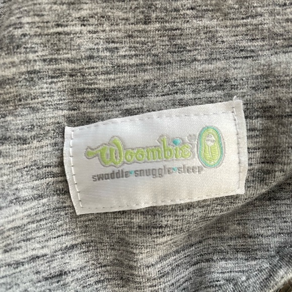 NWOT Woombie Swaddle 0-3months - Picture 2 of 3